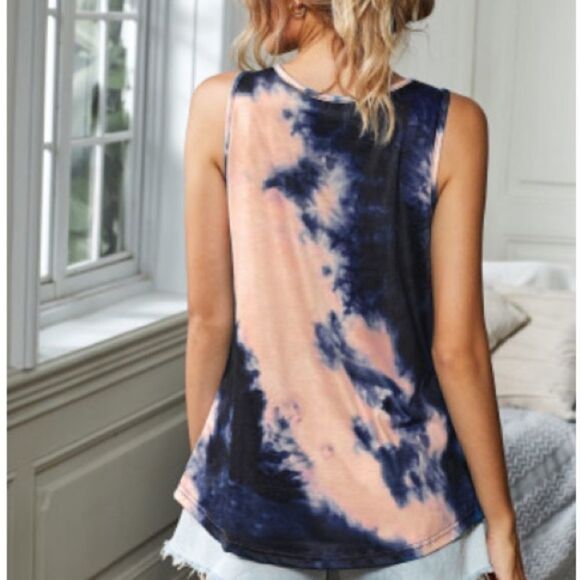 💝Blue and Pink tie dye Cross Front tank - Picture 3 of 9